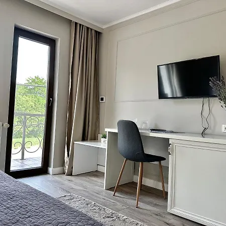 Ramina Hotel