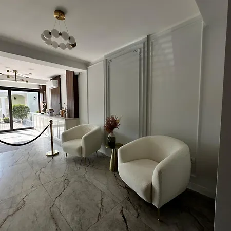 Ramina Hotel 3*