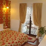 Ramina فندق تيميشورا