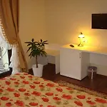 فندق Ramina 3*
