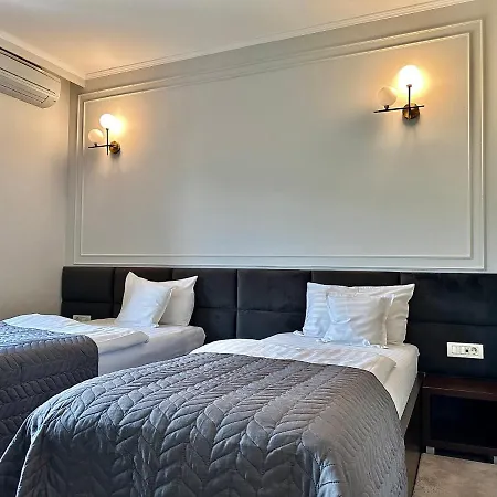 Ramina Hotel 3*